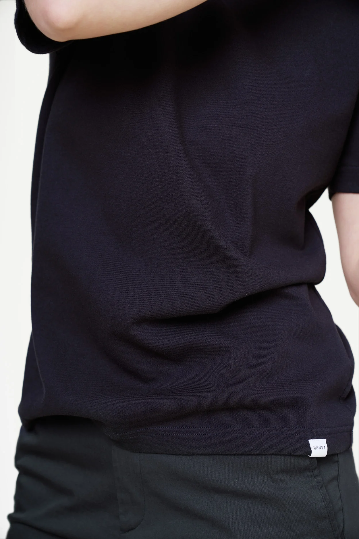 The Heavyweight Unisex T-Shirt - Dark Navy - Image 3