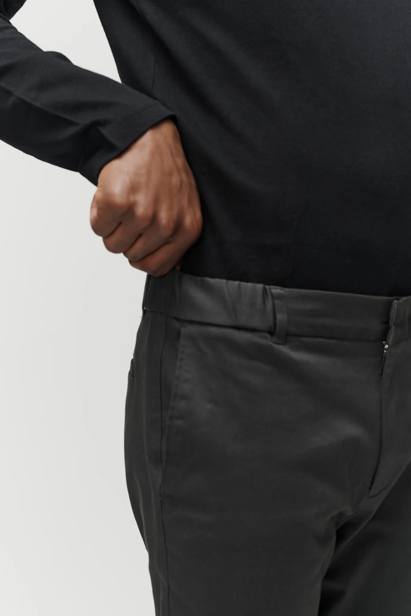 The Heavyweight Chino - Grey - Image 6