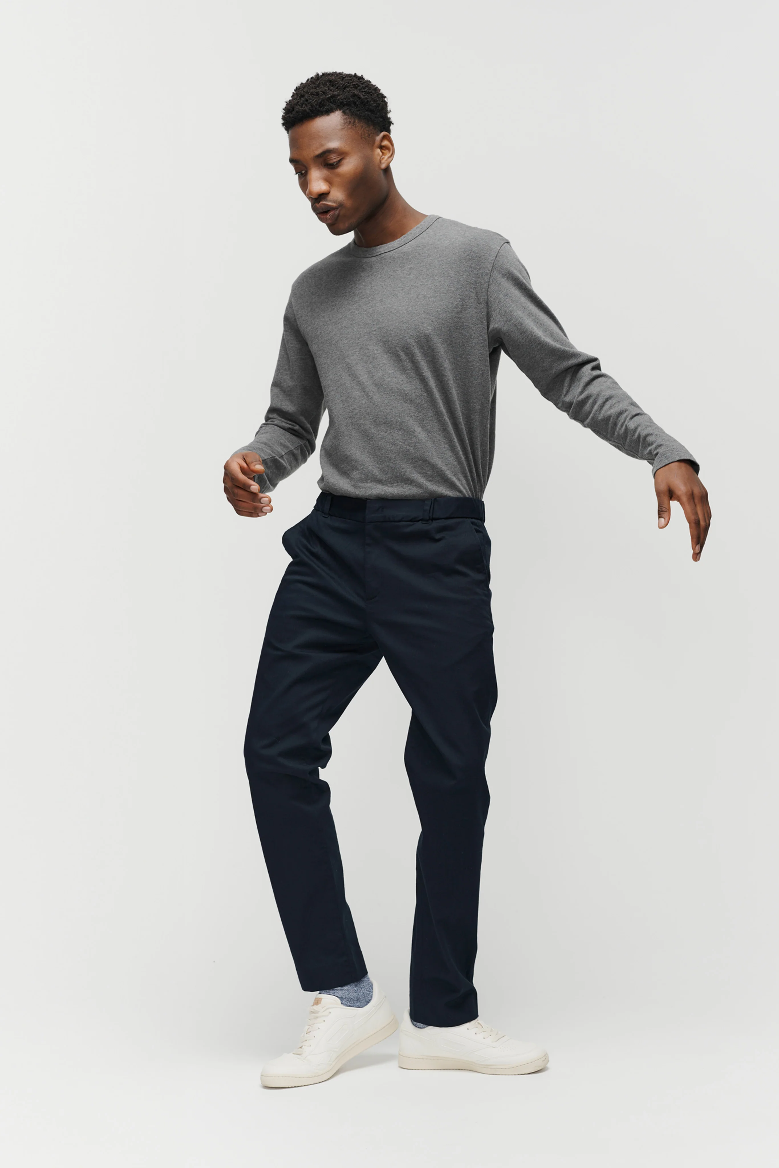 The Heavyweight Chino - Navy - Image 6