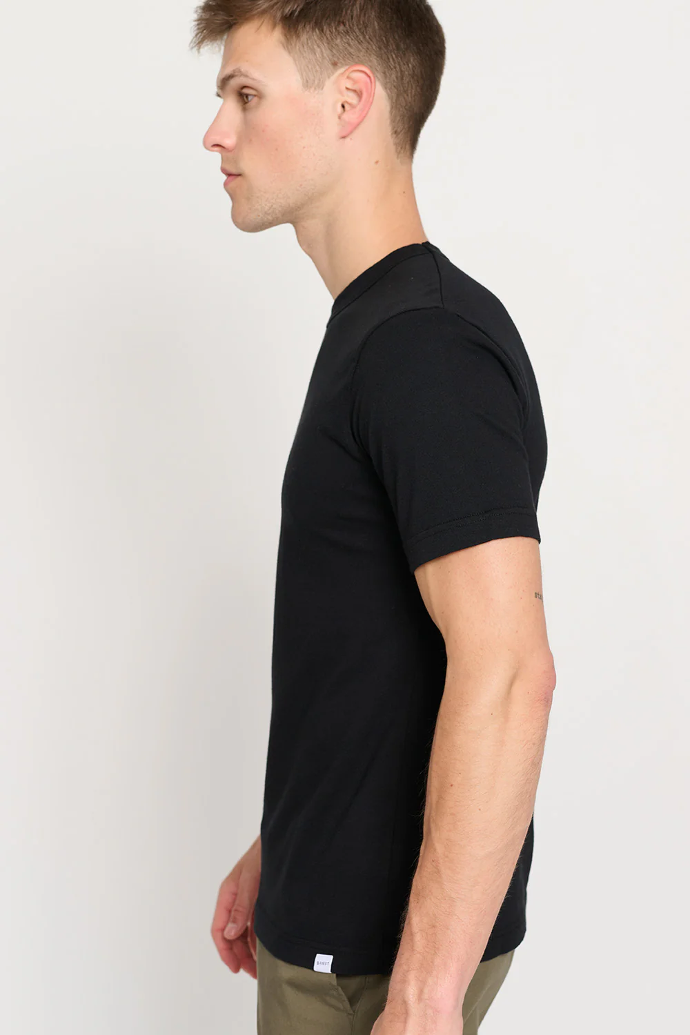 The Heavyweight T-Shirt - Black - Image 7