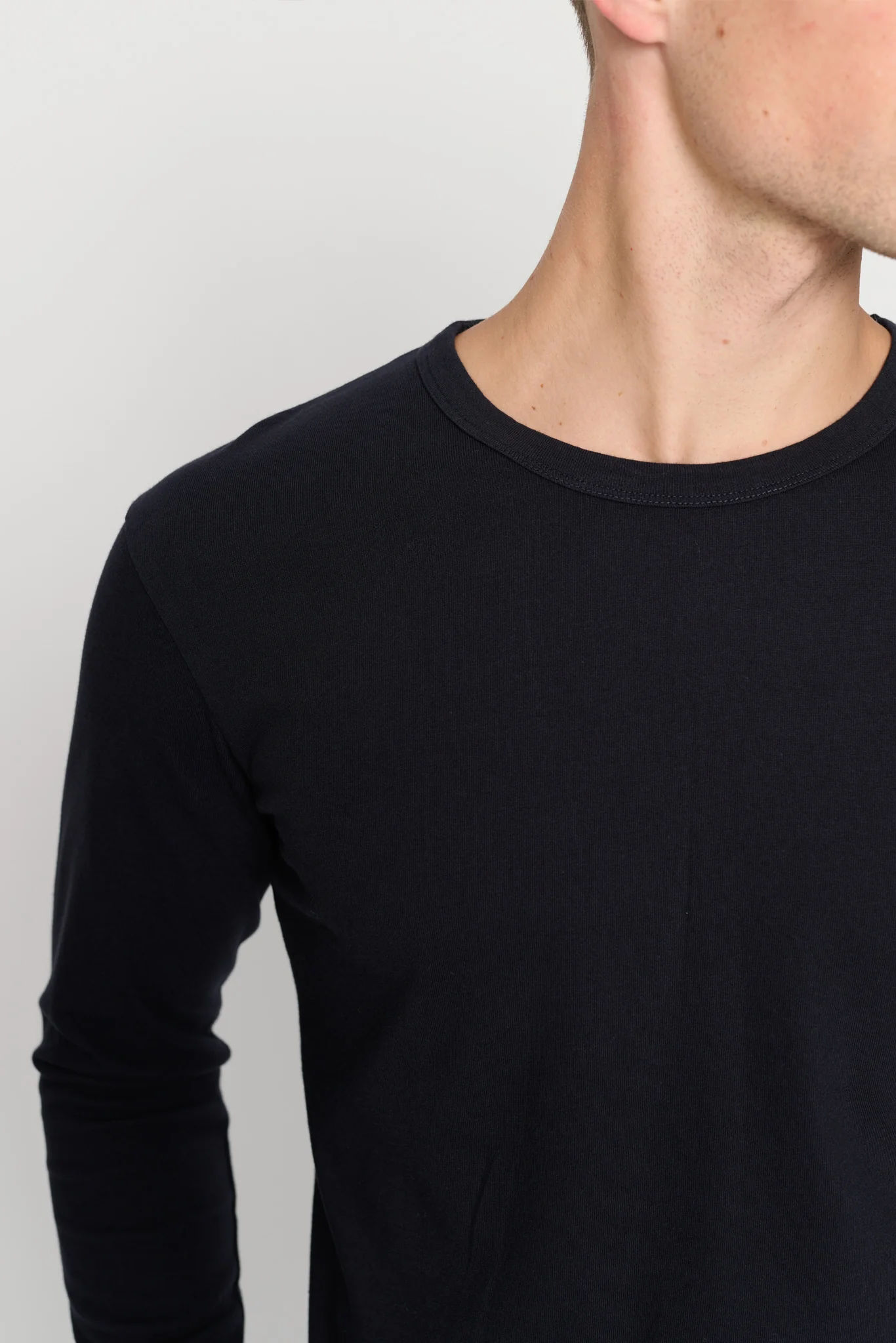 The Longsleeve T-Shirt - Dark Navy - Image 3