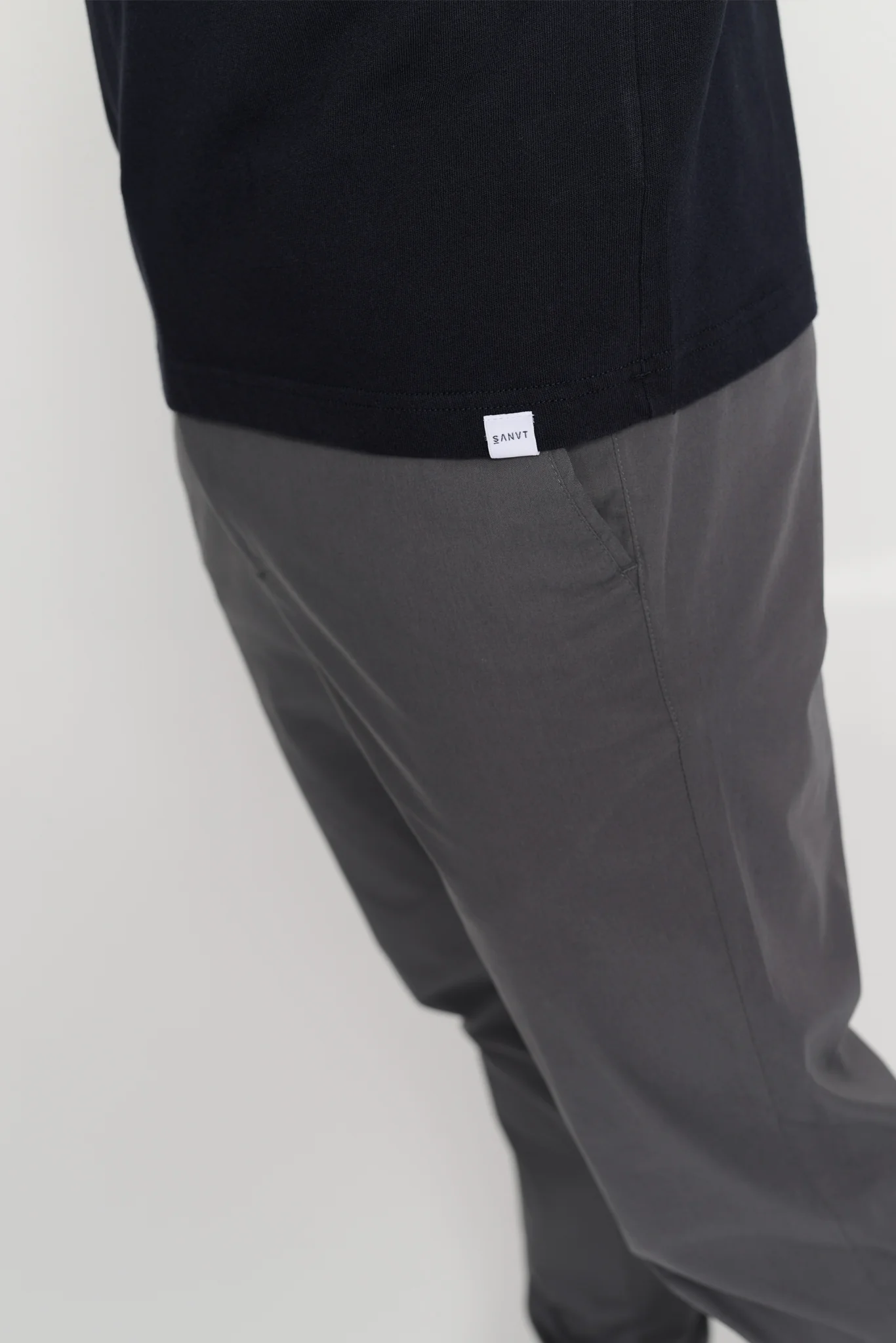 The Longsleeve T-Shirt - Dark Navy - Image 5