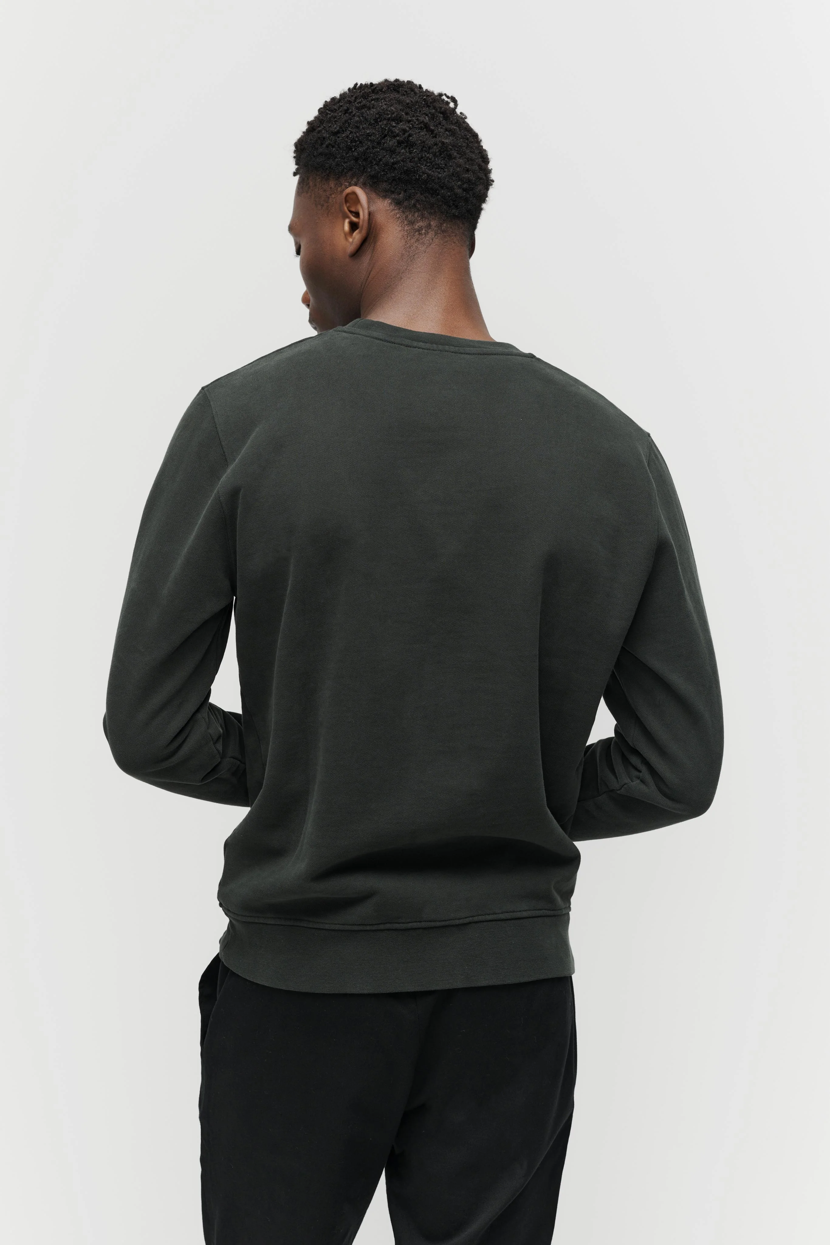 The Perfect Sweatshirt - Dark Green - Image 4