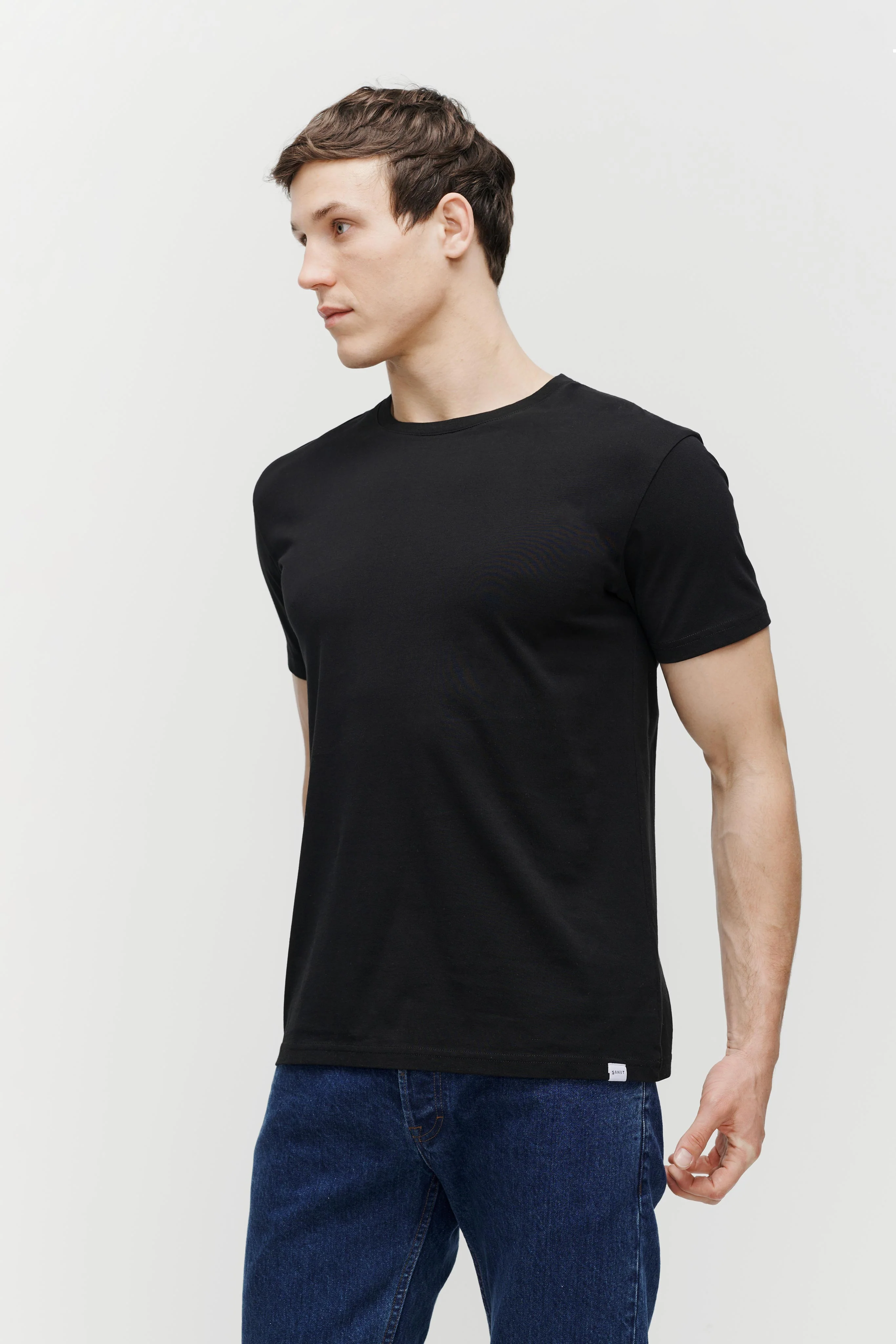 The Perfect T-Shirt - Black - Image 4