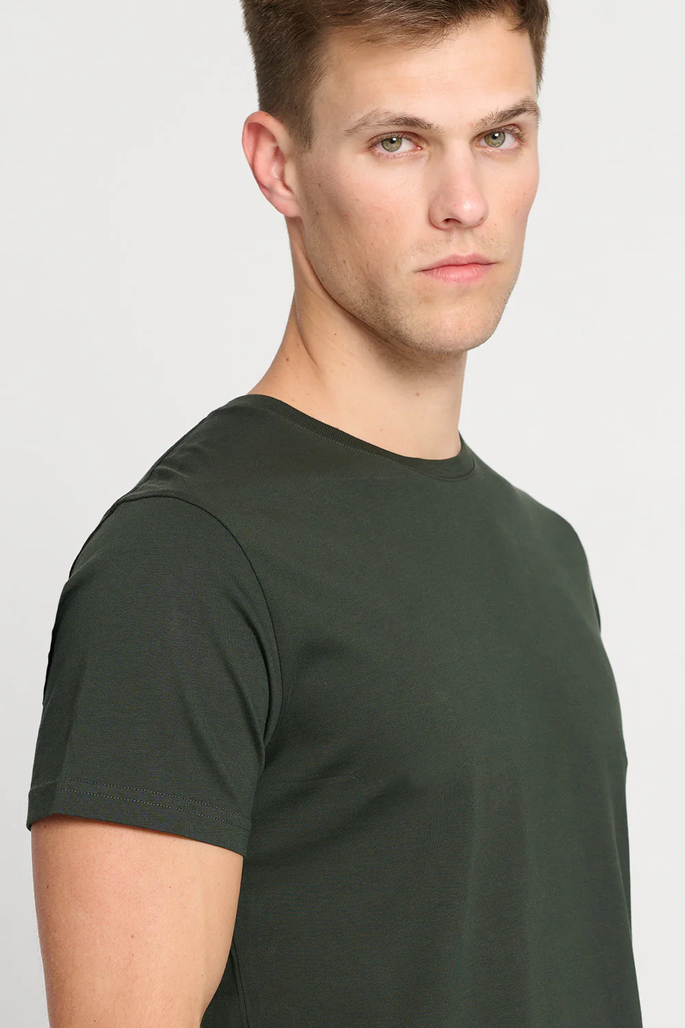 The Perfect T-Shirt - Dark Green - Image 4