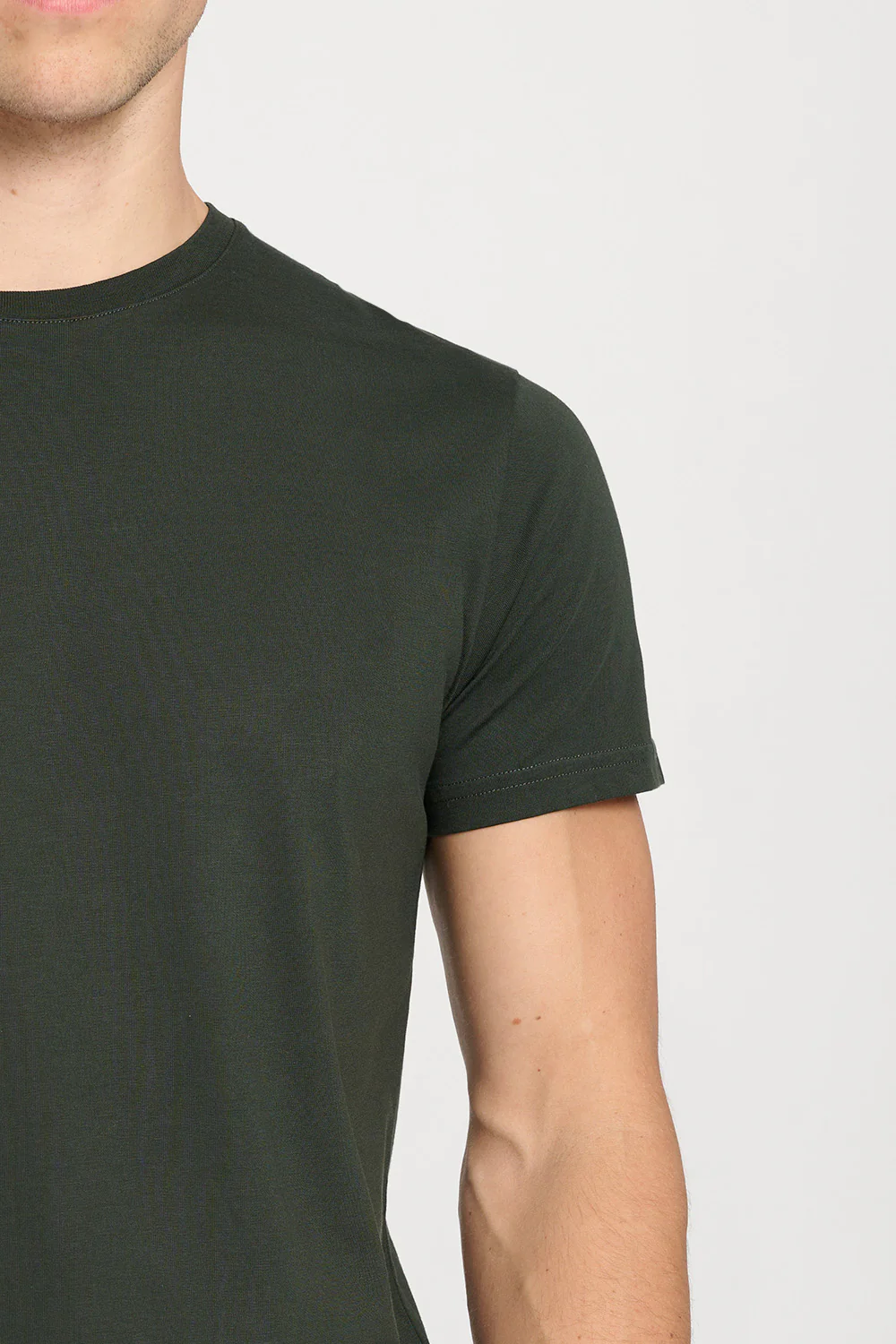 The Perfect T-Shirt - Dark Green - Image 5