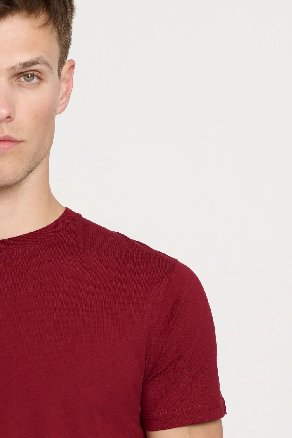 The Perfect T-Shirt - Dark Red - Image 5