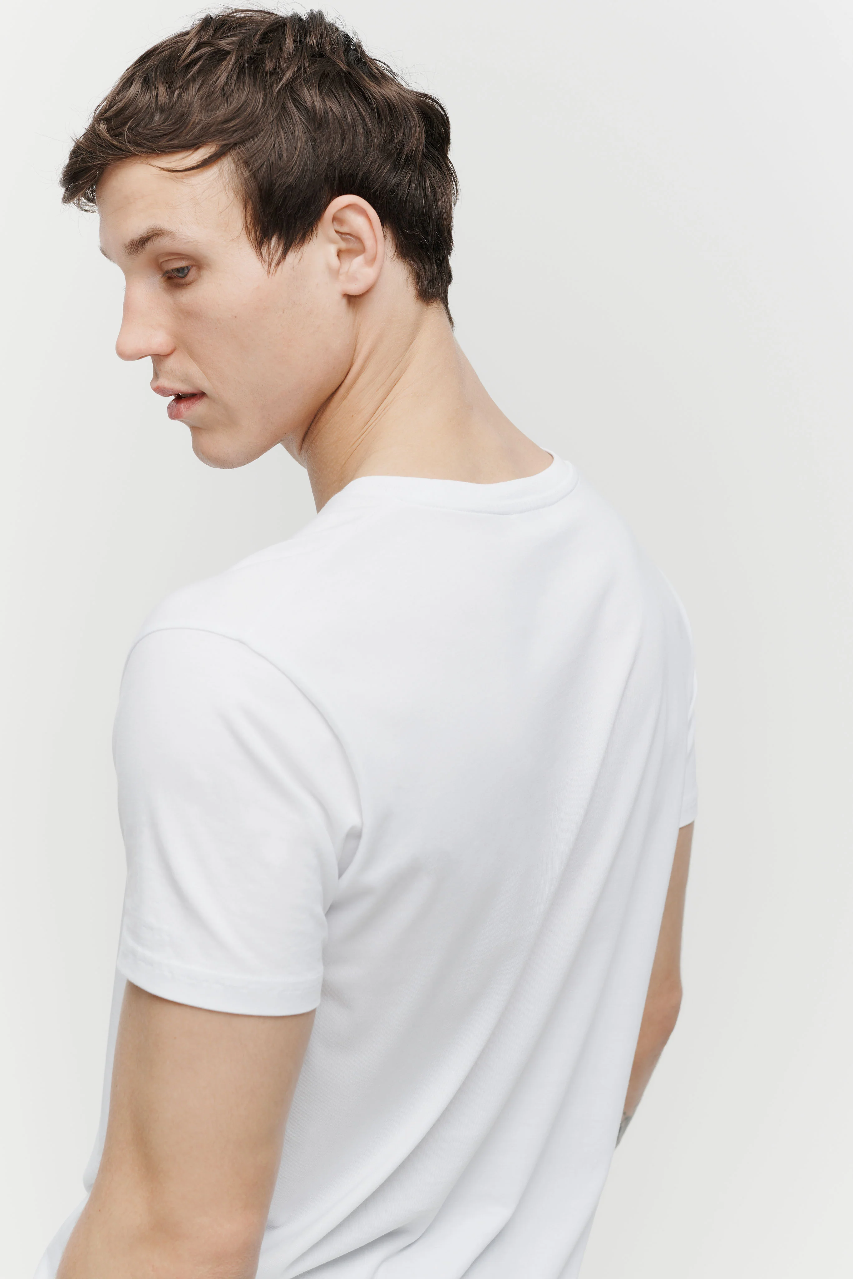 The Perfect T-Shirt - White - Image 4