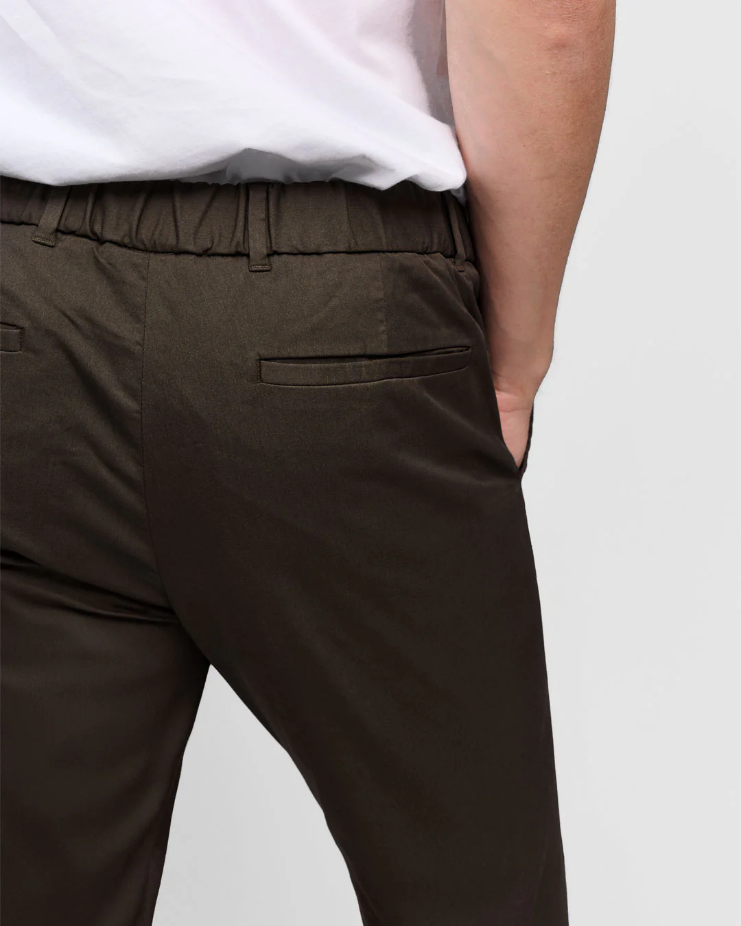 The Perfect Chino - Dark Brown - Image 5