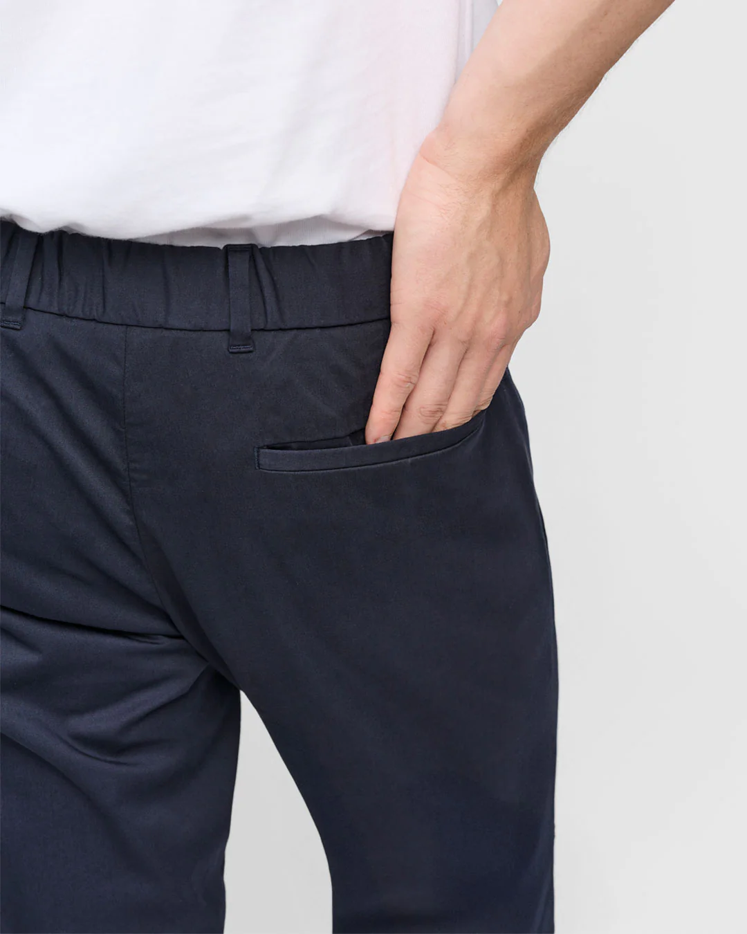 The Perfect Chino - Navy - Image 4