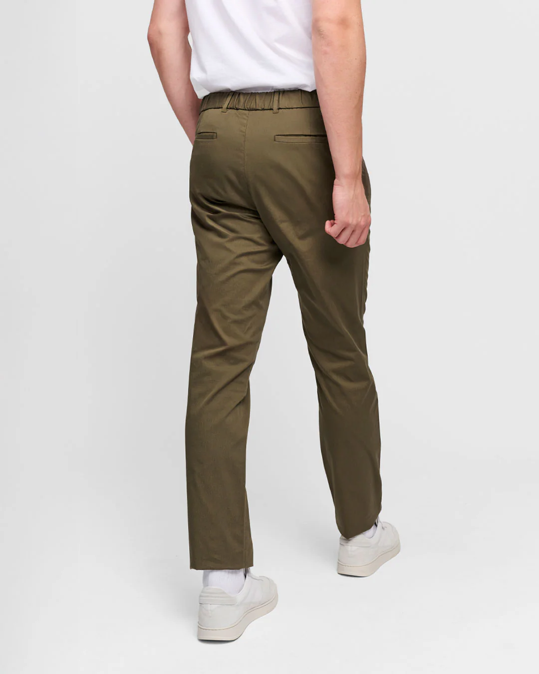 The Perfect Chino - Olive Green - Image 4
