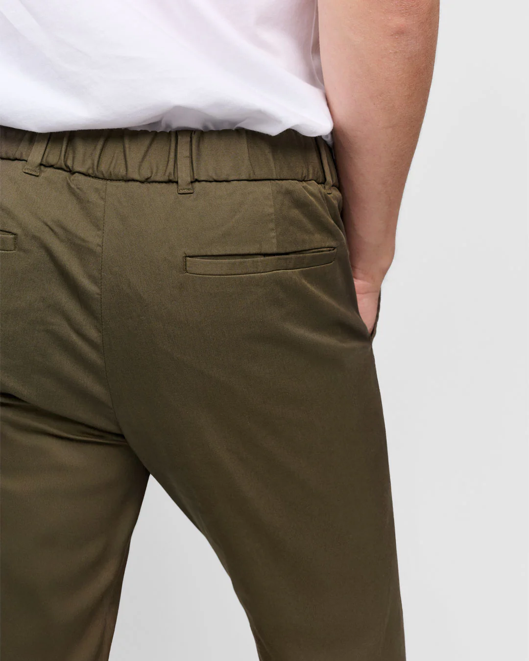 The Perfect Chino - Olive Green - Image 5